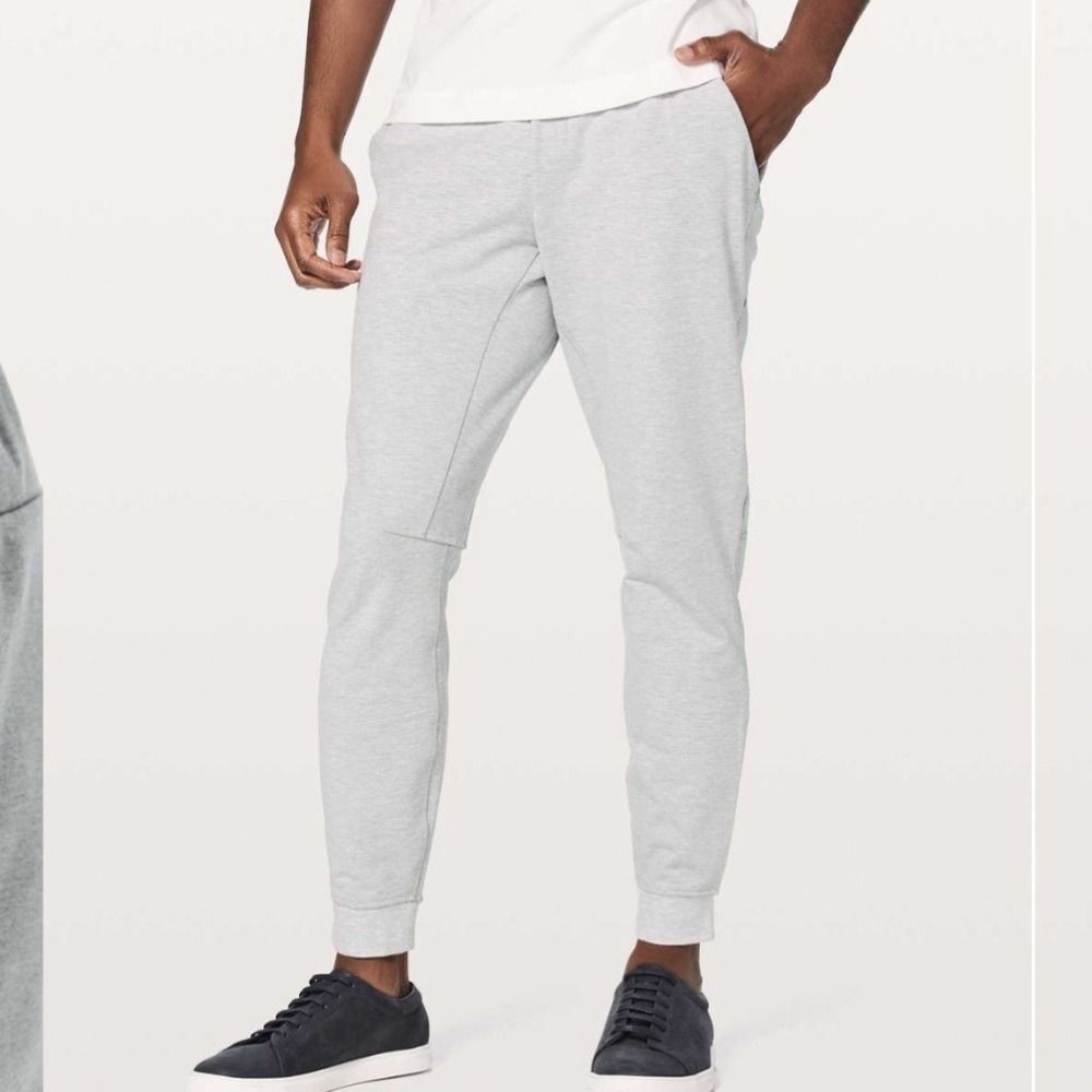 Lululemon City Sweat Jogger *29"
Heathered Ultra Light Grey